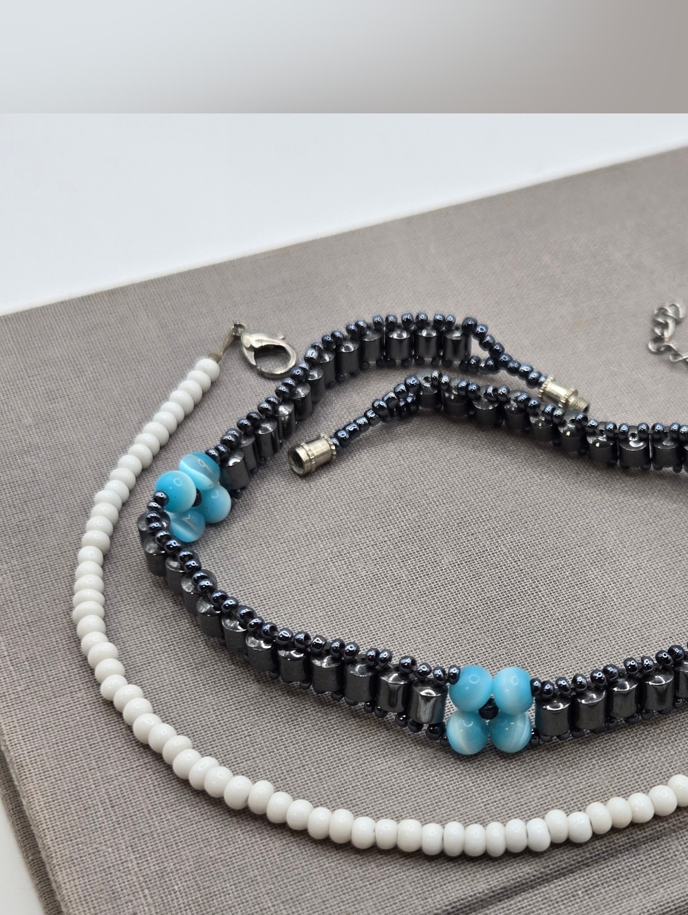 Vintage Hematite Blue Cats Eye Anklet SET 10 inches Blue Flower Detail